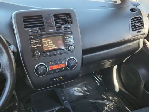Used 2015 Nissan Leaf S w/ Charge Package image 20