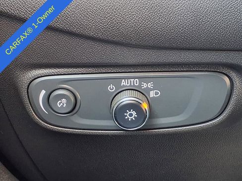 Used 2023 Chevrolet Equinox LT image 30