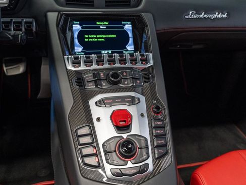 Used 2015 Lamborghini Aventador LP 700-4 image 11