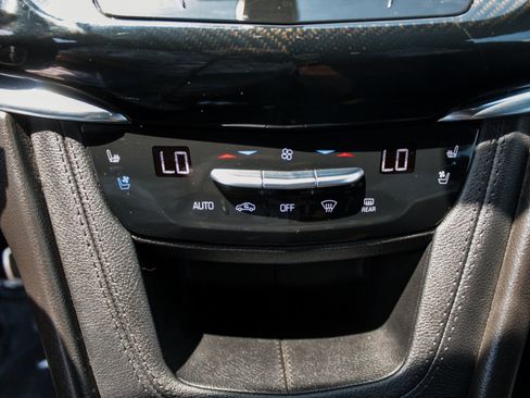 Used 2021 Cadillac XT6 Sport AWD/4WD image 19