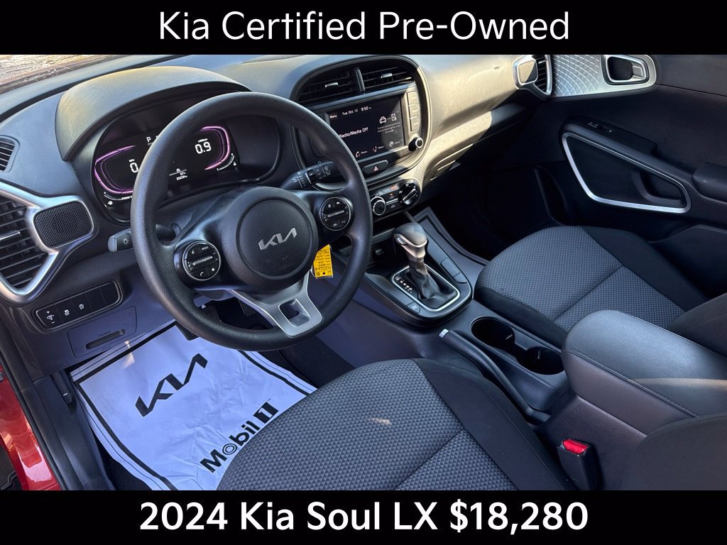 Certified 2024 Kia Soul LX FWD image 11