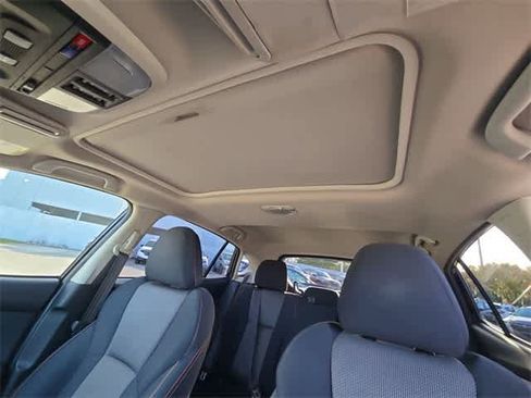 Used 2019 Subaru Crosstrek 2.0i Premium image 18