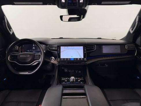 Used 2022 Jeep Grand Wagoneer Series I w/ Rear Seat Video Group 1 AWD/4WD image 15