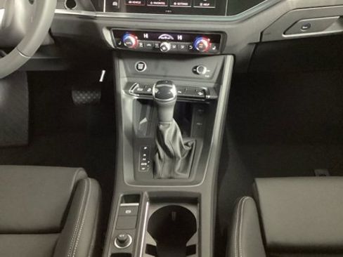 Used 2025 Audi Q3 2.0T Premium w/ Convenience Package image 21