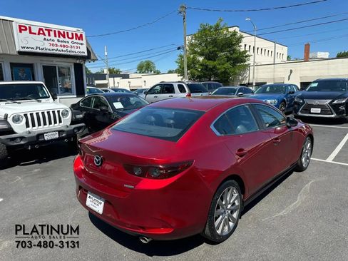 Used 2019 MAZDA MAZDA3 Sedan FWD image 4