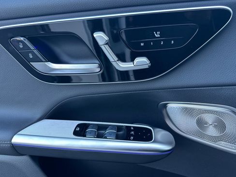 New 2026 Mercedes-Benz GLC 300 4MATIC image 11