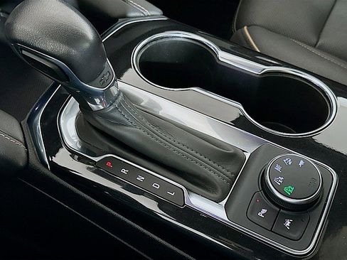 Used 2022 Chevrolet Blazer Premier w/ Enhanced Convenience Package image 19