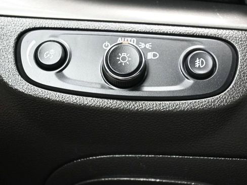 Used 2017 Buick Encore Essence image 17