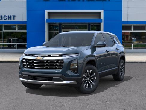 New 2027 Chevrolet Equinox LT w/ Convenience Package II FWD image 30