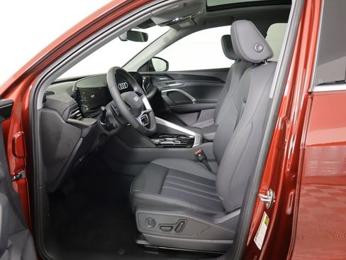 Used 2025 Audi Q5 Premium w/ Premium Plus AWD/4WD image 21