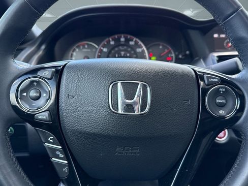 Used 2017 Honda Accord EX-L image 15