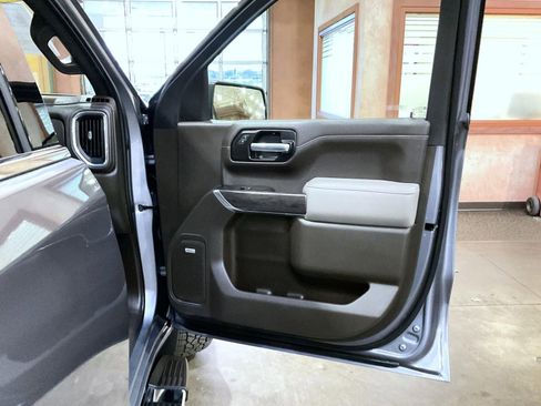 Certified 2021 Chevrolet Silverado 1500 LTZ image 16