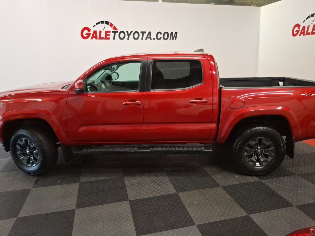 Used 2017 Toyota Tacoma SR5 w/ Tow Package AWD/4WD image 9