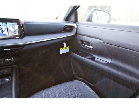 New 2026 Nissan Kicks SV w/ SV Premium Package FWD image 10