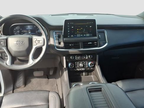 Used 2024 Chevrolet Suburban Z71 w/ Luxury Package AWD/4WD image 12