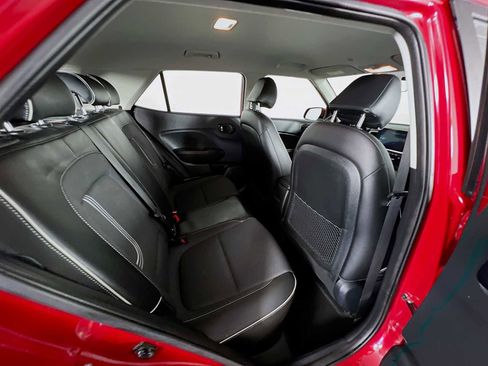 Certified 2023 Hyundai Venue Limited image 27