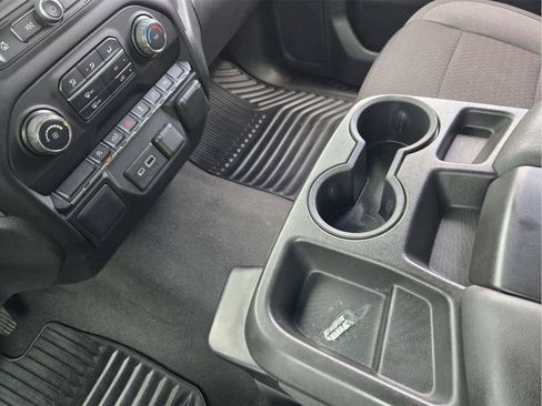 Used 2022 Chevrolet Silverado 1500 Custom w/ Safety Confidence Package RWD image 18