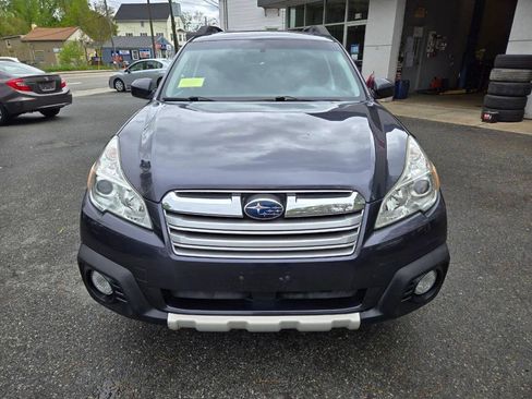 Used 2013 Subaru Outback 2.5i Limited AWD/4WD image 16