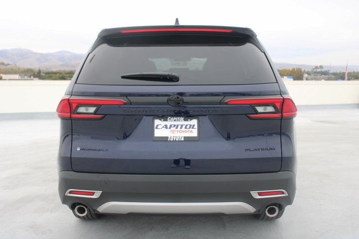 New 2026 Toyota Grand Highlander AWD Hybrid image 4
