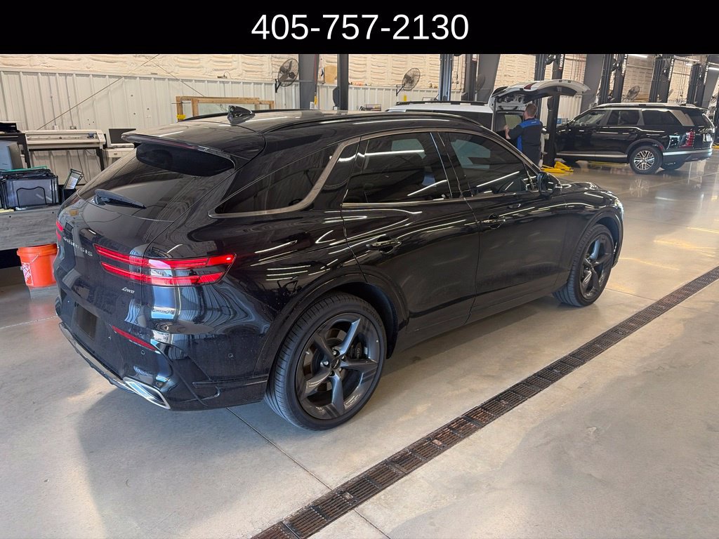 Certified 2026 Genesis GV70 2.5T Sport Prestige AWD/4WD image 11