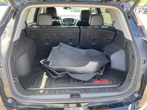 Certified 2022 GMC Terrain SLT w/ LPO, Floor Liner Package image 22