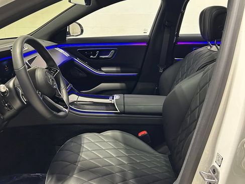 Used 2023 Mercedes-Benz S 580 4MATIC Sedan image 10