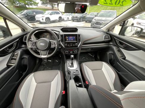 Used 2022 Subaru Crosstrek 2.0i Premium w/ Moonroof Package AWD/4WD image 8