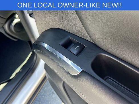 Used 2026 Chevrolet Traverse LT w/ Driver Confidence Package FWD image 37