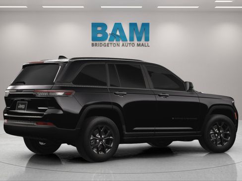 New 2025 Jeep Grand Cherokee Altitude image 13