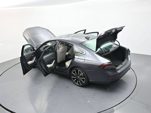 Used 2024 Honda Accord Touring image 38