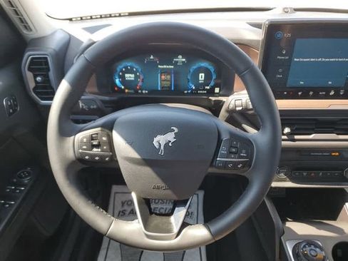 Used 2025 Ford Bronco Sport Outer Banks w/ Outer Banks Tech Package+ AWD/4WD image 19