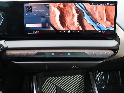 Used 2025 BMW X3 xDrive30i w/ Convenience Package image 14