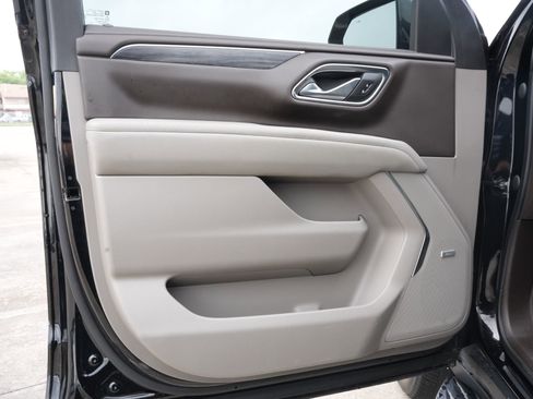 Used 2023 GMC Yukon SLT RWD image 19