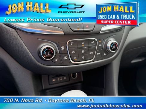 Used 2024 Chevrolet Equinox LT FWD image 25