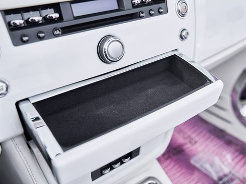 Used 2008 Rolls-Royce Phantom image 86