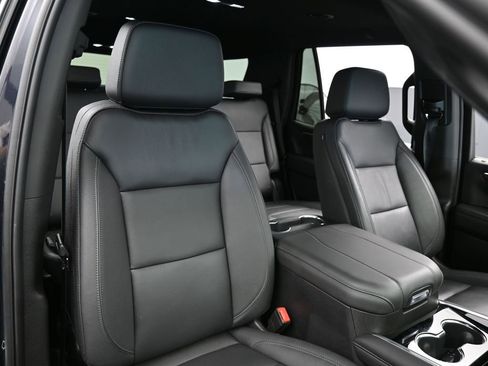 Used 2025 Chevrolet Tahoe LT image 48