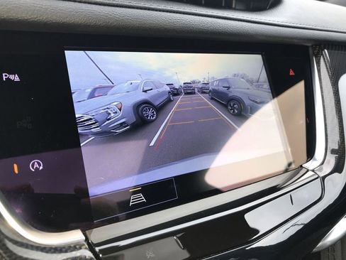 Used 2024 Cadillac XT6 Sport image 17