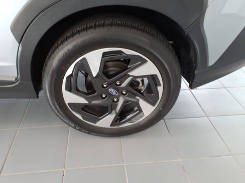Used 2024 Subaru Crosstrek 2.5i Limited w/ Crosstrek Mirror Package AWD/4WD image 16