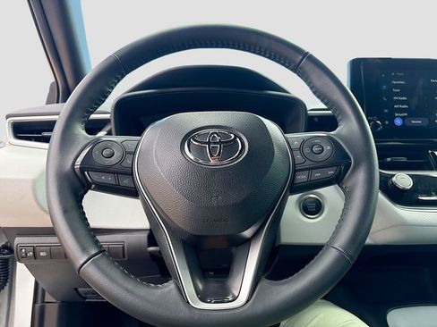 Used 2026 Toyota Corolla SE FWD image 11