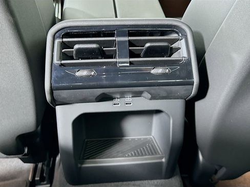 Used 2026 BMW 530i w/ M Sport Package image 18