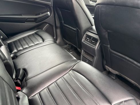 Used 2022 Ford Edge SEL image 30