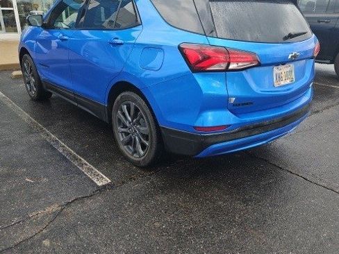 Used 2024 Chevrolet Equinox RS image 3