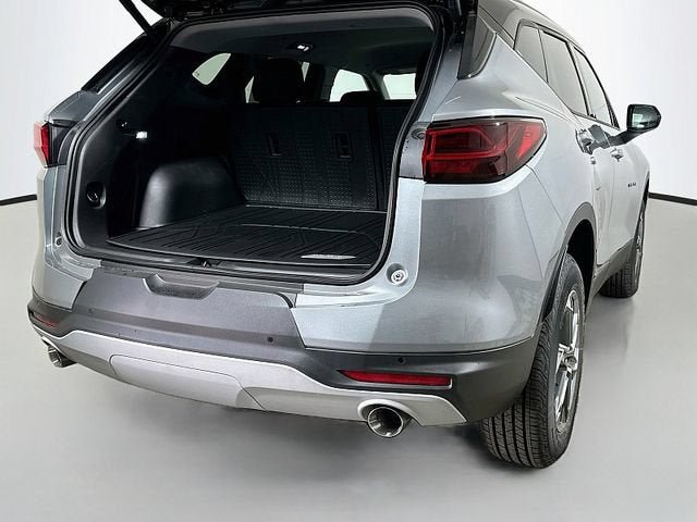 New 2026 Chevrolet Blazer LT w/ Convenience Package AWD/4WD image 19
