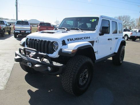 Used 2024 Jeep Wrangler Unlimited Rubicon 392 image 9