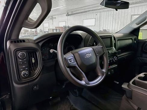 Used 2020 Chevrolet Silverado 1500 Custom Trail Boss w/ Custom Convenience Package AWD/4WD image 8