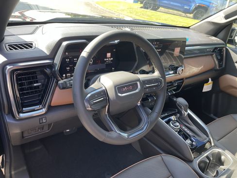 New 2026 GMC Canyon AT4 w/ Technology Plus Package image 45