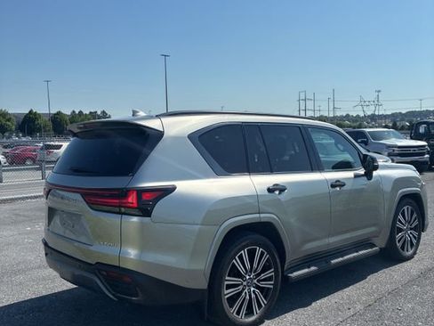 Used 2023 Lexus LX 600 4WD w/ Appearance Package image 3