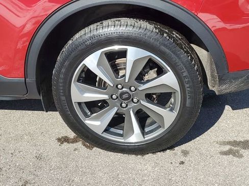 Used 2024 Ford Escape Platinum image 35