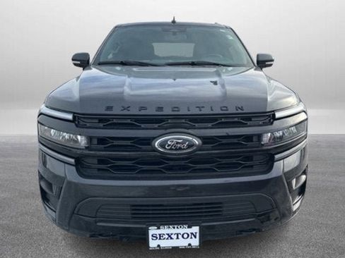 Certified 2022 Ford Expedition Limited image 4