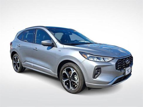 Certified 2023 Ford Escape ST-Line Select w/ Tech Pack #2 AWD/4WD image 1